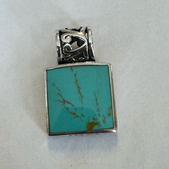 Sterling silver square shaped genuine turquoise pendant - Picture 4 of 5